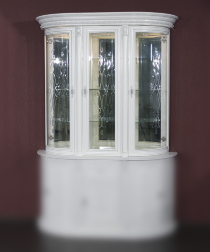 Витрина трехдверная Милан 11-01. Фото №1